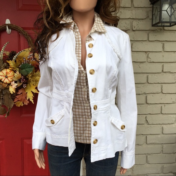 Allen B. By Allen Schwartz Jackets & Blazers - Amazing white denim button front jacket